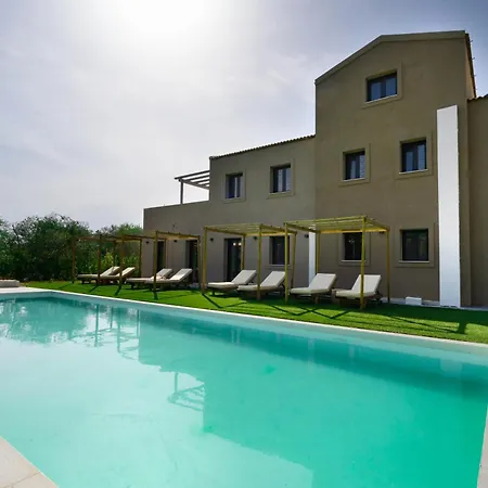The Aeolina Collection Vila *